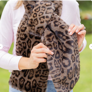 Leopard Faux Fur Scarf